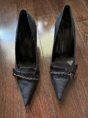 Gucci dark blue monogram heels